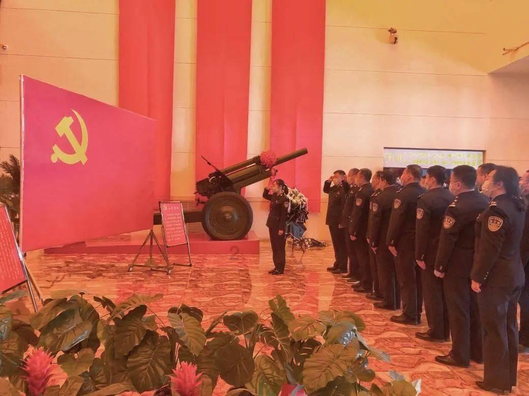 鲫鱼是钓鱼圈的常青树，99%的钓鱼佬，都无法抗拒“大板鲫”